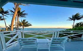 On The Beach, Seaview'S, Bowen Beach House